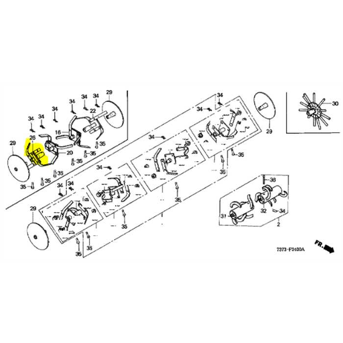 Tuyau comp prolongement g F210-f220, 72220-737-C20ZA